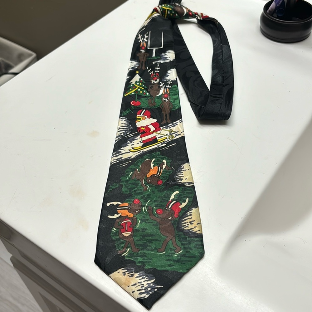 Christmas Tie